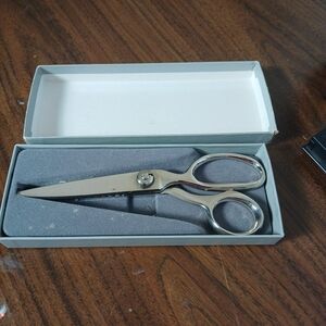 Gingher 8-inch Serated Edge Dressmaker Pinking Shears Scissors